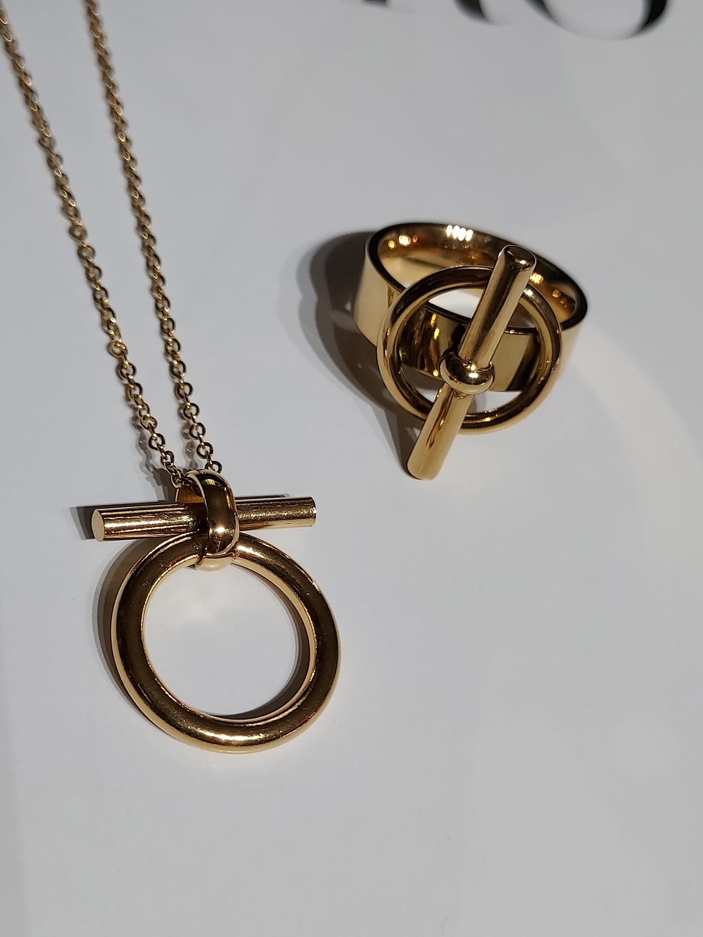 T bar ring